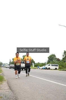 Runner Photo 2030973