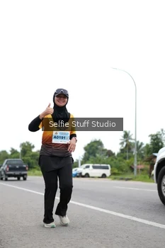 Runner Photo 2030978