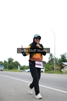 Runner Photo 2031003