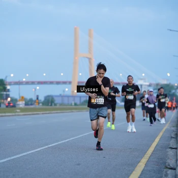 Runner Photo 2031279