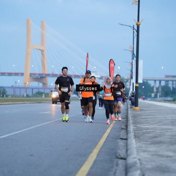 Runner Photo 2031473