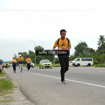 Runner Photo 2031642