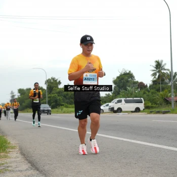 Runner Photo 2031644