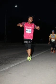 Runner Photo 2031756