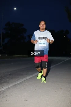 Runner Photo 2031874