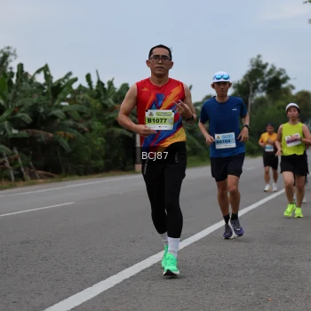 Runner Photo 2031923