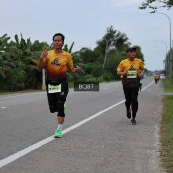Runner Photo 2031940
