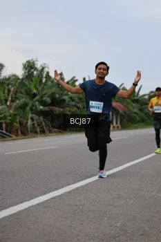 Runner Photo 2031990