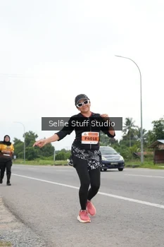 Runner Photo 2032033