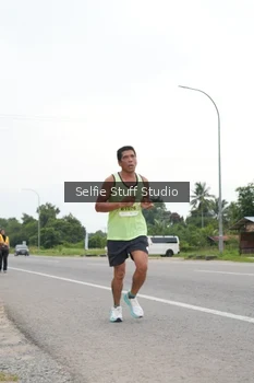 Runner Photo 2032040