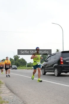 Runner Photo 2032062
