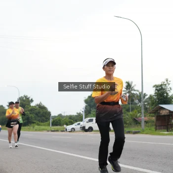 Runner Photo 2032083