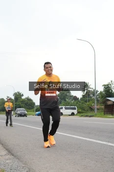 Runner Photo 2032103