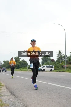 Runner Photo 2032135