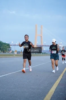 Runner Photo 2032143
