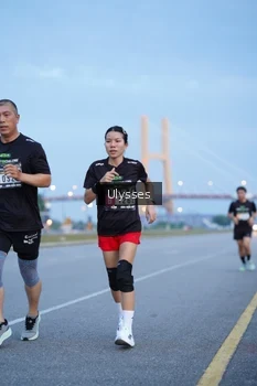 Runner Photo 2032191