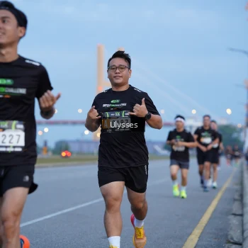 Runner Photo 2032277