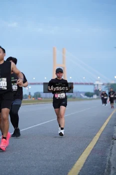 Runner Photo 2032413