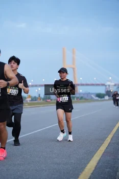 Runner Photo 2032426