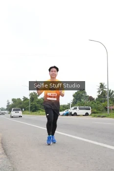 Runner Photo 2032433