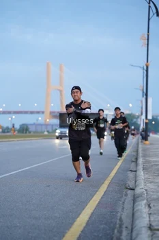 Runner Photo 2032444