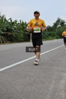 Runner Photo 2032453