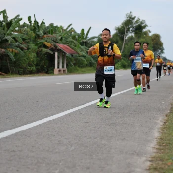 Runner Photo 2032474