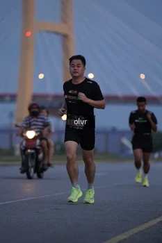 Runner Photo 2032602