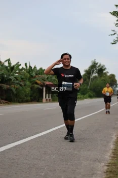 Runner Photo 2032640