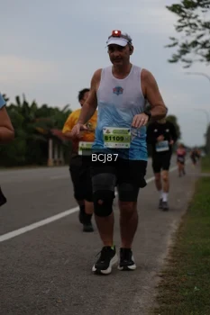Runner Photo 2032659