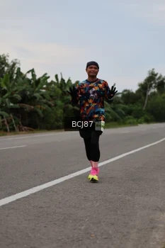 Runner Photo 2032673