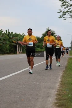 Runner Photo 2032676