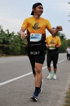 Runner Photo 2032680