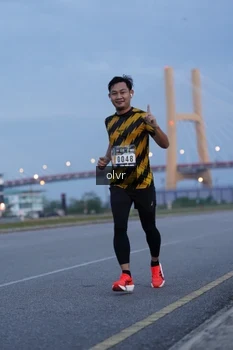 Runner Photo 2032793