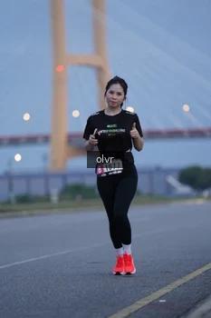 Runner Photo 2032836