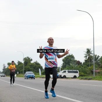 Runner Photo 2032849