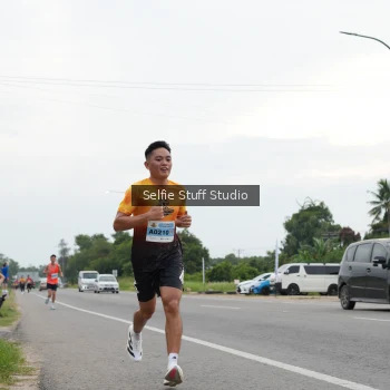 Runner Photo 2032906