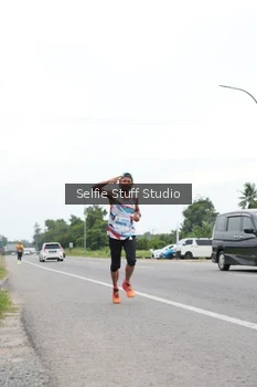 Runner Photo 2033000