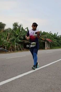 Runner Photo 2033009