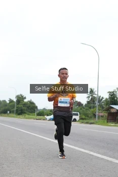 Runner Photo 2033033
