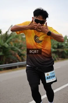 Runner Photo 2033060