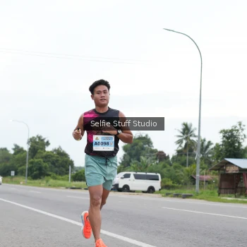 Runner Photo 2033065