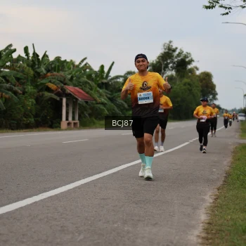Runner Photo 2033114