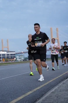 Runner Photo 2033132