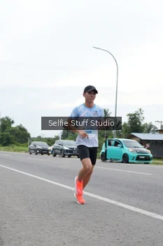 Runner Photo 2033154