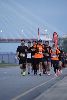 Runner Photo 2033218