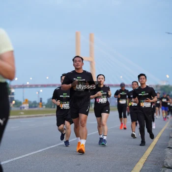 Runner Photo 2033274