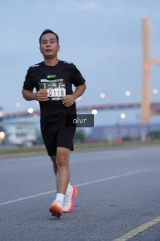 Runner Photo 2033386