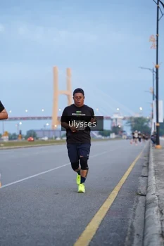 Runner Photo 2033415