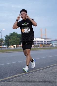 Runner Photo 2033428